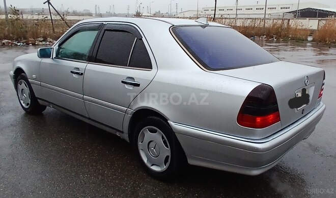 Mercedes C 200 1995, 380,000 km - 2.0 л - Bakı