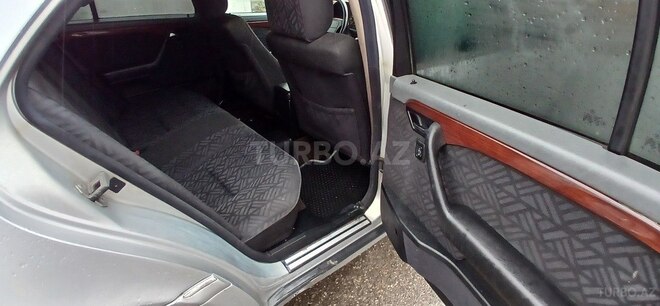 Mercedes C 200 1995, 380,000 km - 2.0 л - Bakı