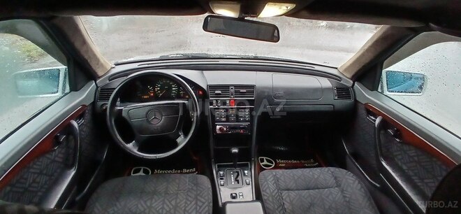 Mercedes C 200 1995, 380,000 km - 2.0 л - Bakı