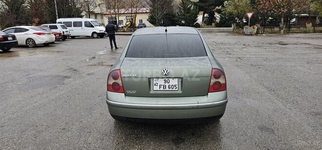 Volkswagen Passat 2001, 254,000 km - 1.8 l - Şamaxı