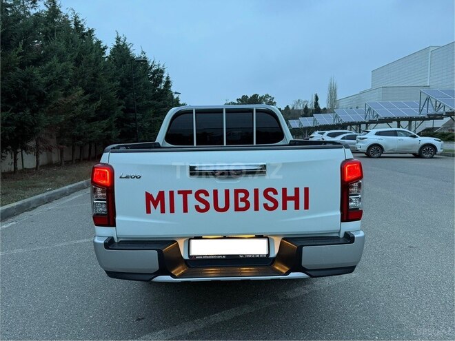 Mitsubishi L200 2022, 68,434 km - 2.4 l - Bakı