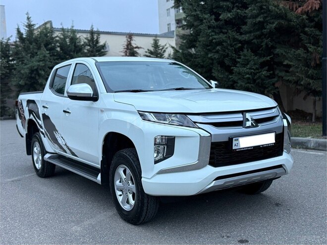 Mitsubishi L200 2022, 68,434 km - 2.4 l - Bakı