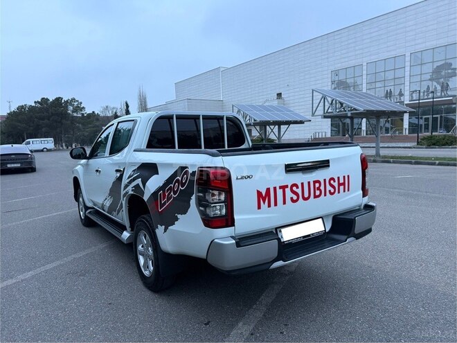 Mitsubishi L200 2022, 68,434 km - 2.4 l - Bakı