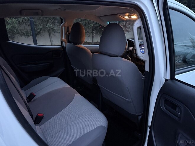 Mitsubishi L200 2022, 68,434 km - 2.4 l - Bakı