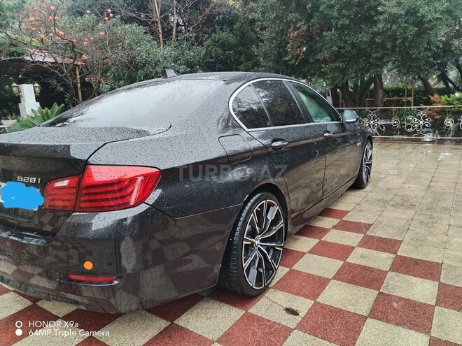 BMW 528 2014, 190,000 km - 2.0 l - Bakı