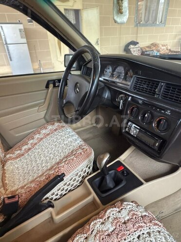 Mercedes 190 1992, 435,593 km - 2.0 l - Ağcabədi