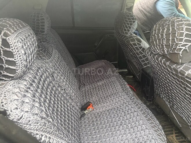 Volkswagen Vento 1994, 324,000 km - 1.8 l - Sumqayıt