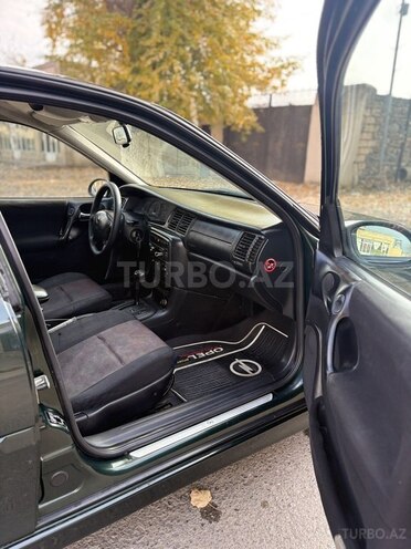 Opel Vectra 2000, 111,111 km - 1.8 l - Qazax
