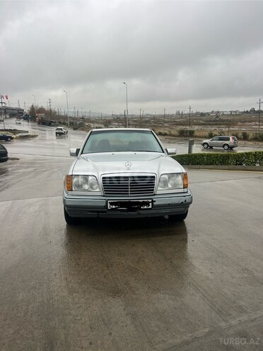Mercedes E 220 1995, 359,546 km - 2.2 l - Bakı