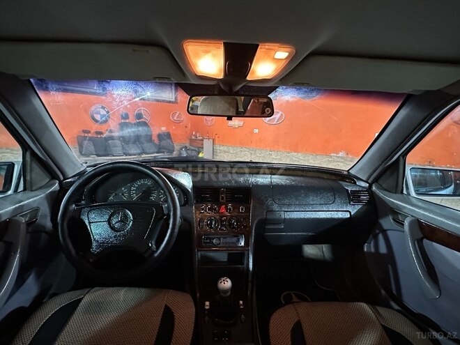Mercedes C 240 1997, 380,000 km - 2.4 l - Sumqayıt