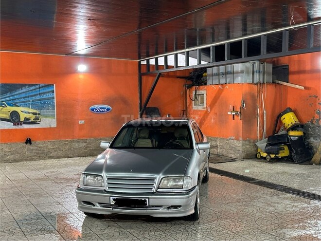 Mercedes C 240 1997, 380,000 km - 2.4 l - Sumqayıt