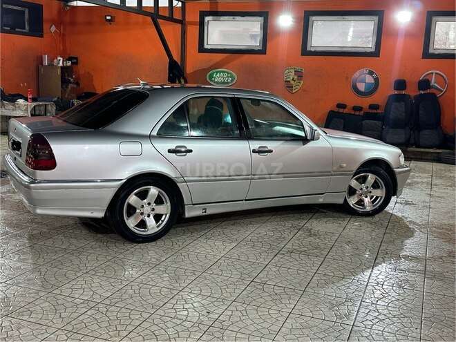 Mercedes C 240 1997, 380,000 km - 2.4 l - Sumqayıt