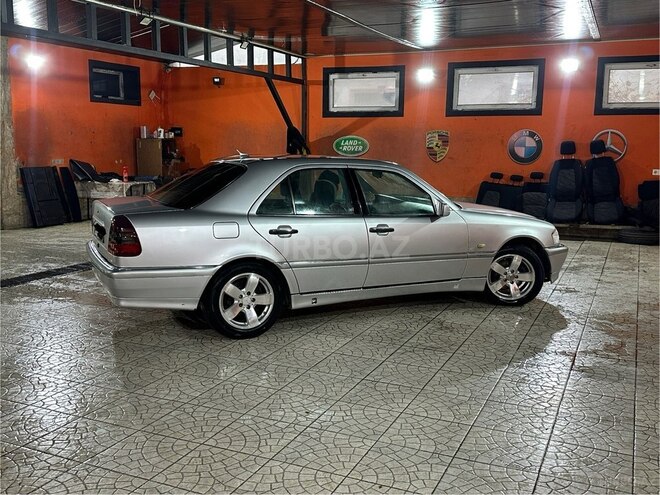 Mercedes C 240 1997, 380,000 km - 2.4 l - Sumqayıt