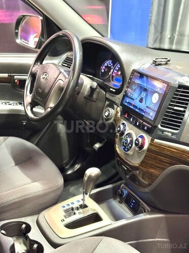 Hyundai Santa Fe-3