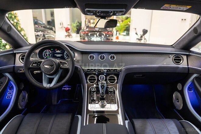 Bentley Continental GT-10