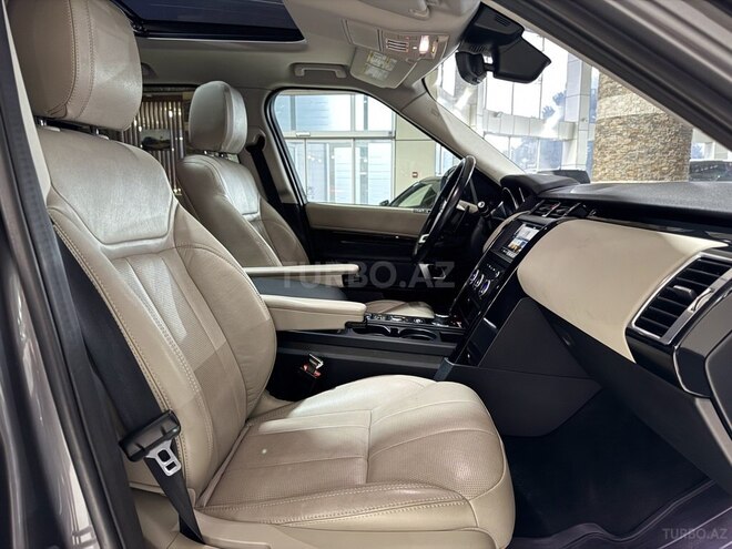 Land Rover Discovery-16