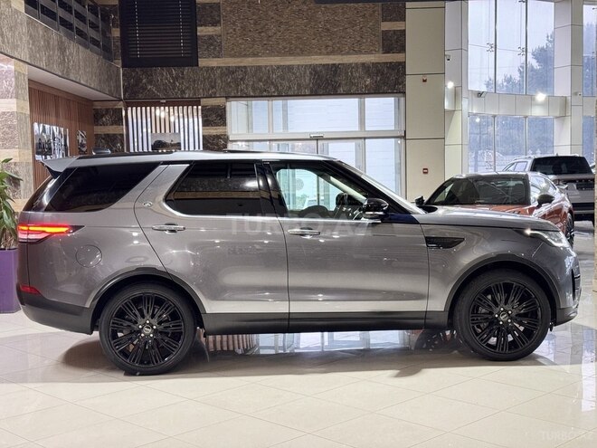 Land Rover Discovery-8