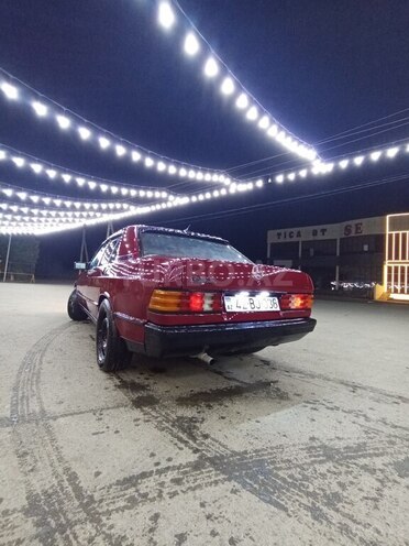 Mercedes 190 1986, 450,000 km - 2.0 l - Lənkəran