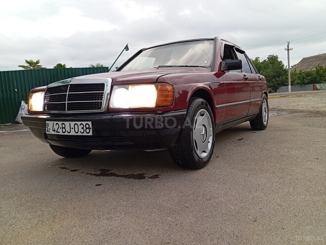Mercedes 190 1986, 450,000 km - 2.0 l - Lənkəran