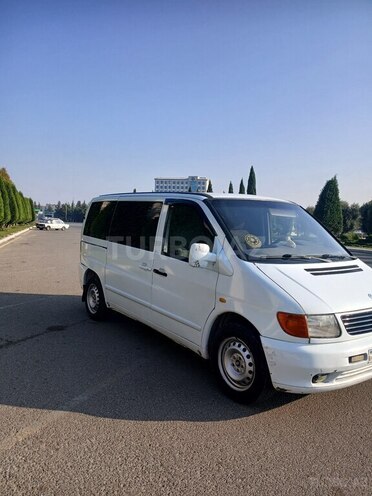 Mercedes  1999, 258,431 km - 2.1 l - Gəncə