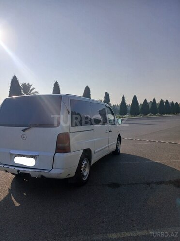 Mercedes  1999, 258,431 km - 2.1 l - Gəncə