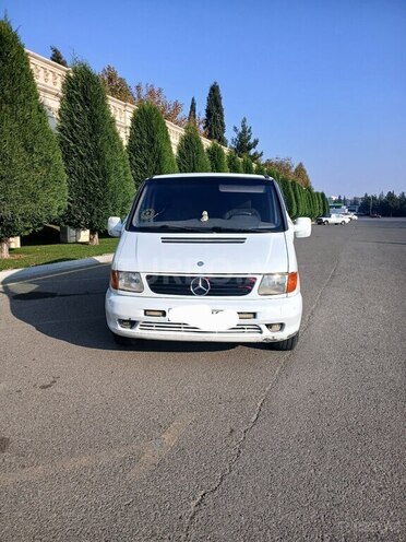 Mercedes  1999, 258,431 km - 2.1 l - Gəncə
