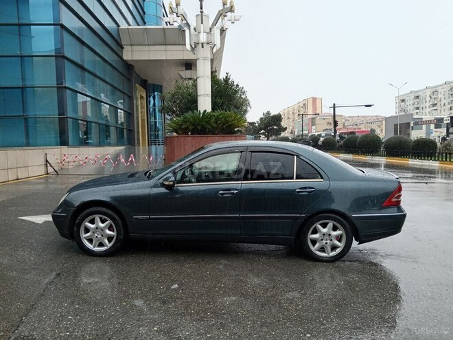 Mercedes C 240 2001, 289,000 km - 2.6 l - Xırdalan
