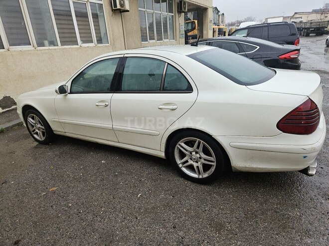 Mercedes E 200 2004, 420,000 km - 2.2 l - Bakı