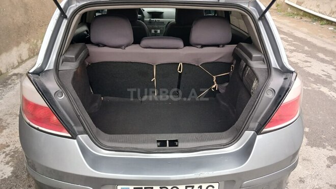 Opel Astra 2004, 215,000 km - 1.4 l - Bakı