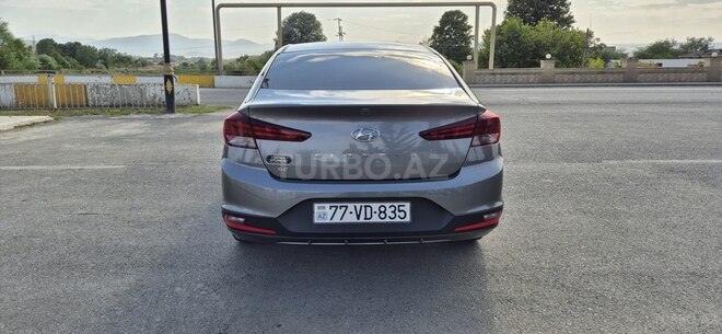 Hyundai Elantra 2019, 143,232 km - 2.0 л - Bakı