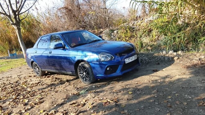 LADA (VAZ) Priora-9