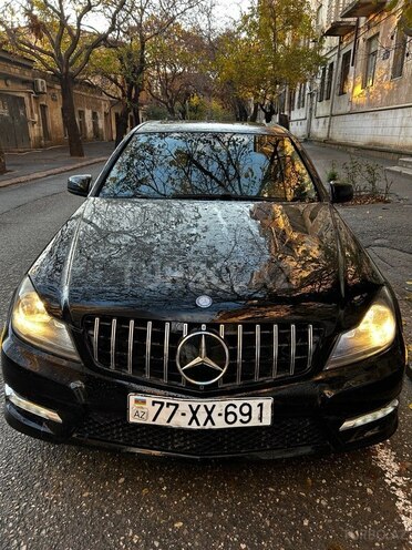 Mercedes C 250 2014, 182,000 km - 1.8 л - Bakı