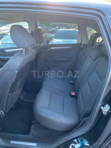 Mercedes B 180 2011, 104,000 km - 1.7 l - Bakı