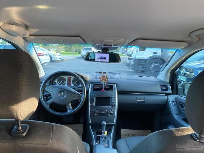 Mercedes B 180 2011, 104,000 km - 1.7 l - Bakı