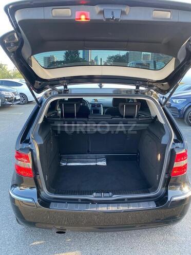 Mercedes B 180 2011, 104,000 km - 1.7 l - Bakı