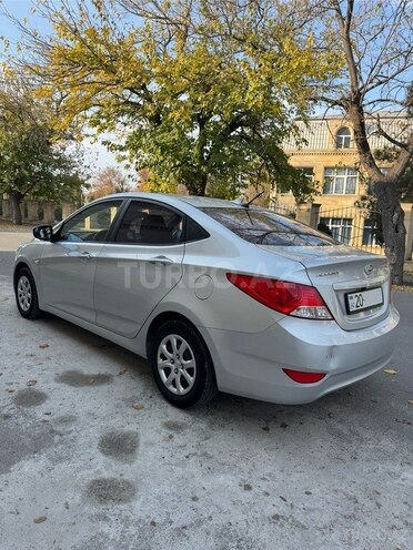 Hyundai Accent 2011, 133,900 km - 1.4 l - Gəncə