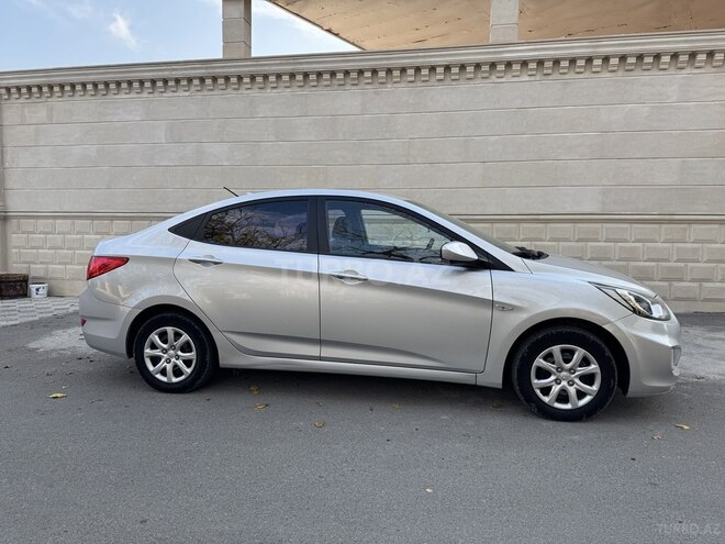 Hyundai Accent 2011, 133,900 km - 1.4 l - Gəncə