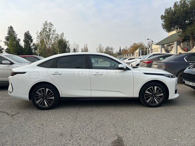 Changan Qiyuan A05 2024, 9,000 km - 1.5 l - Bakı