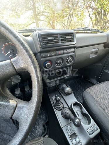 LADA (VAZ) Niva 2024, 29,000 km - 1.7 l - Gəncə