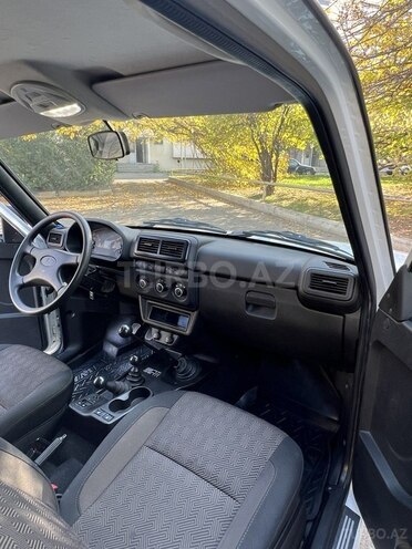 LADA (VAZ) Niva 2024, 29,000 km - 1.7 l - Gəncə