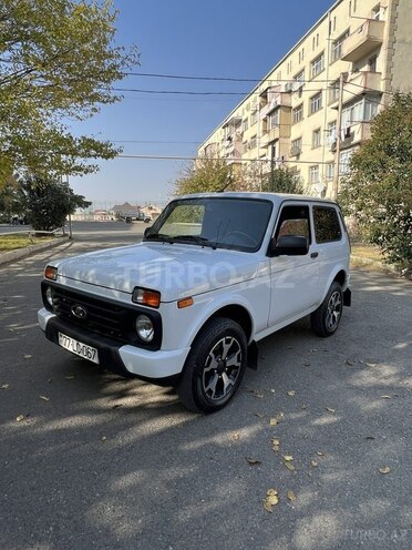 LADA (VAZ) Niva 2024, 29,000 km - 1.7 l - Gəncə