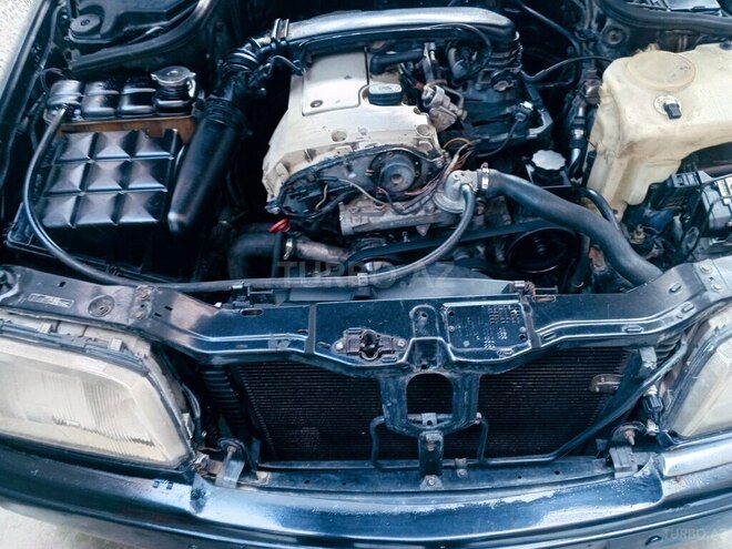 Mercedes C 230 1997, 294,646 km - 2.3 л - Zaqatala
