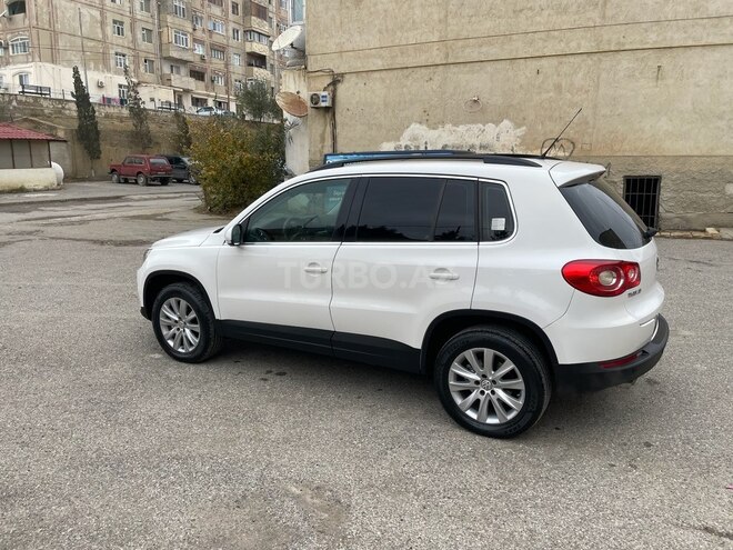 Volkswagen Tiguan 2009, 205,000 km - 2.0 l - Bakı