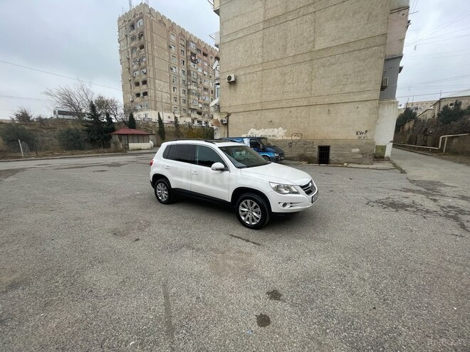 Volkswagen Tiguan 2009, 205,000 km - 2.0 l - Bakı