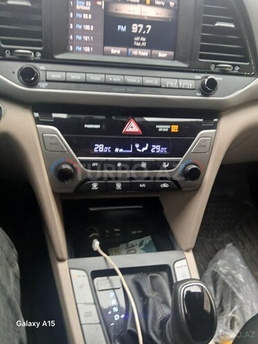 Hyundai Elantra 2017, 148,000 km - 2.0 л - Bakı