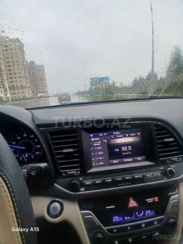 Hyundai Elantra 2017, 148,000 km - 2.0 л - Bakı