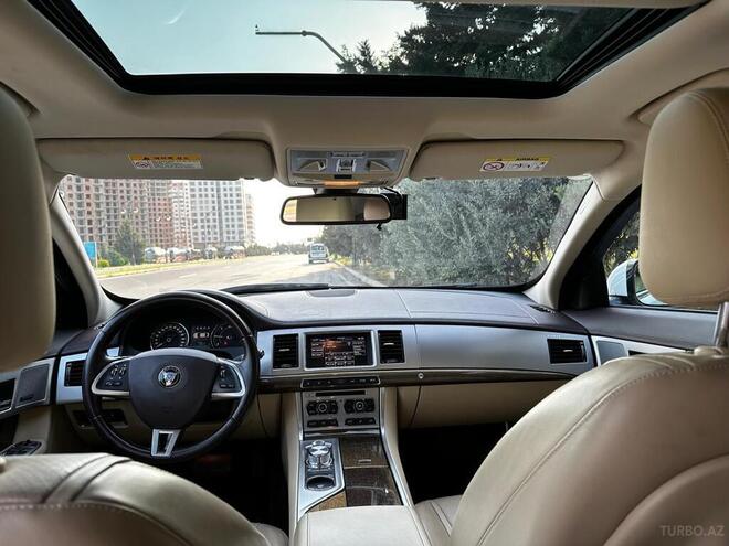 Jaguar XF 2015, 86,000 km - 2.2 l - Bakı