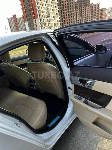 Jaguar XF 2015, 86,000 km - 2.2 l - Bakı