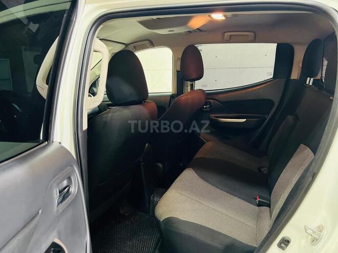 Mitsubishi L200 2023, 47,000 km - 2.4 l - Bakı