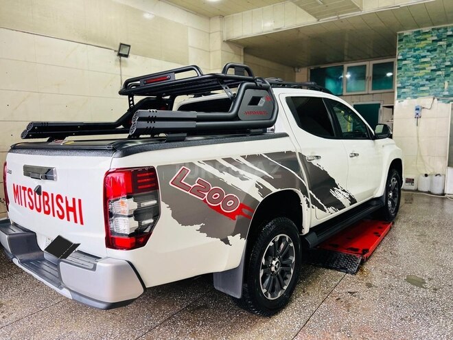 Mitsubishi L200 2023, 47,000 km - 2.4 l - Bakı